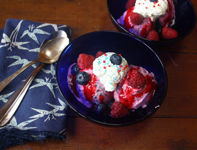 Red white and blueberry ice cream sundaes